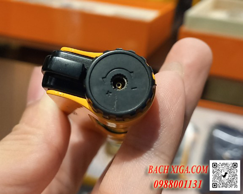 Nút điều chỉnh tăng giảm gas của bật lửa