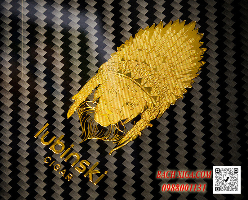 Nắp hộp bảo quản in Logo hãng Lubinski sắc nét.