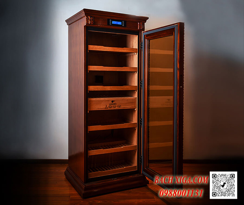 Tủ xì gà Lubinski LB1809G với 7 khay gỗ tuyết tùng, sức chứa khoảng 2000 điếu (tùy size)